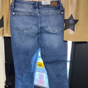 Judy Blue relaxed fit jeans